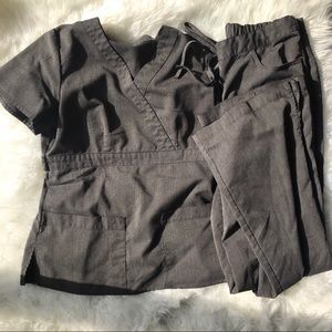 4 sets of Greg’s anatomy scrubs size small